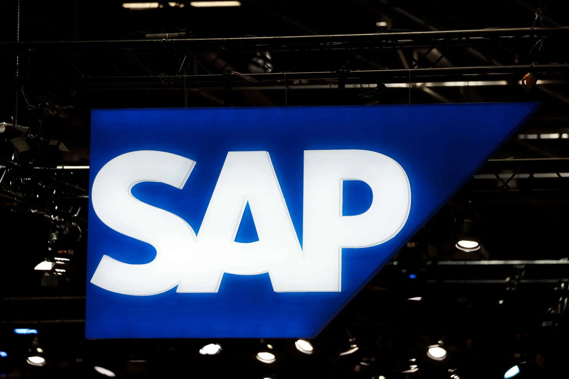 SAP Revises 2026 Targets Amid High Costs from AI Integration Efforts