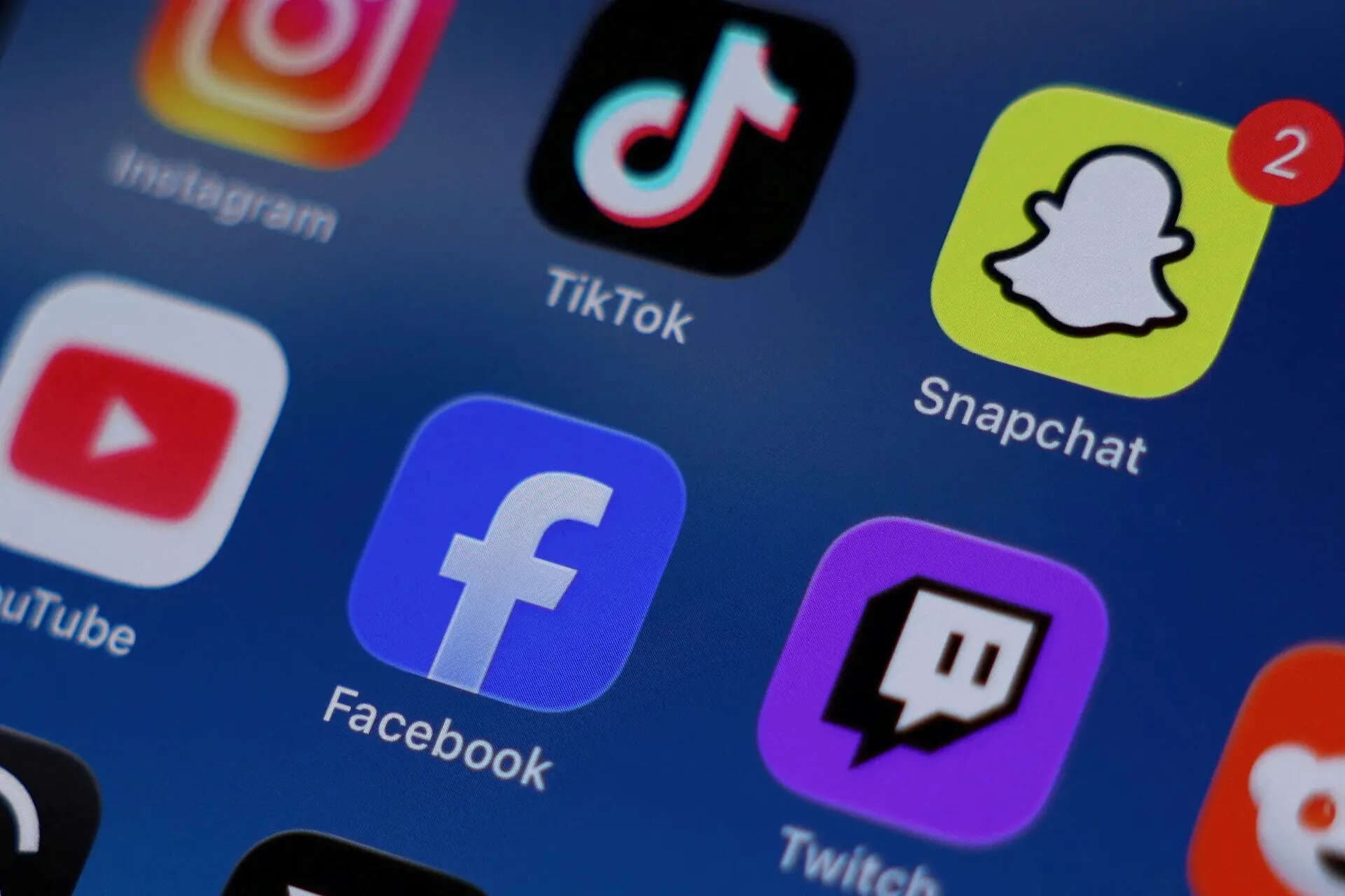 India Considers Social Media Restrictions for Minors
