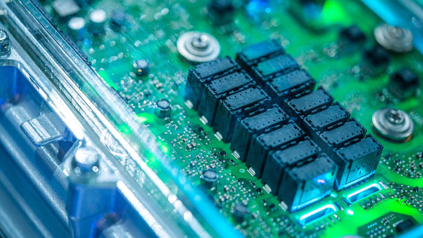 India's Chip Crunch Fuels Inflation, AI Fails to Break Logjam