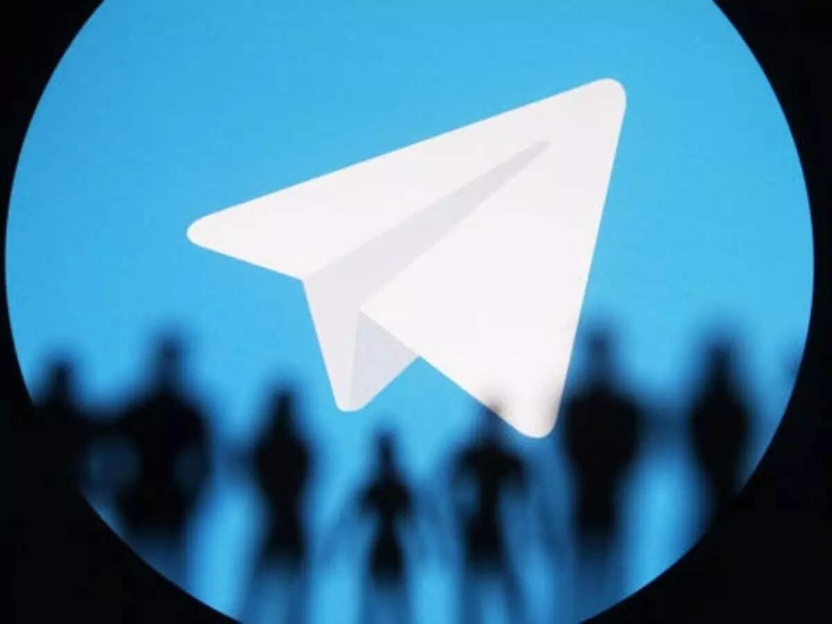 Telegram Returns to App Store