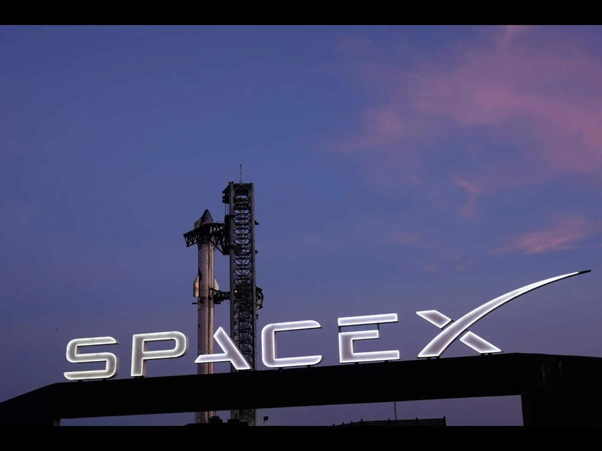 Indian Satellites Face Existential Threat as SpaceX Dominates Rocket Landscape