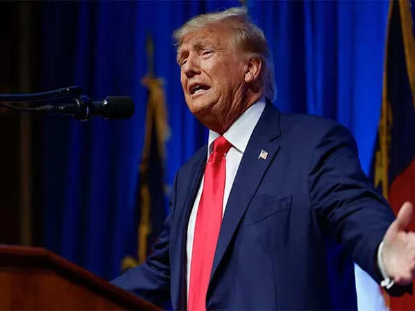 Bipartisan Criticism Targets Trump's Tech Allies Over India's AI Slowdown