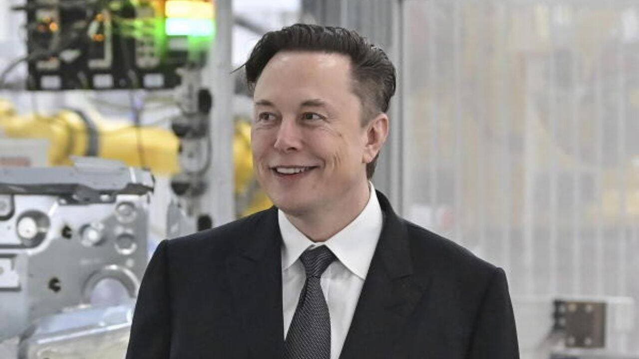 Musk's SpaceX Ownership Revealed in Stunning Regulatory Disclosure Filing