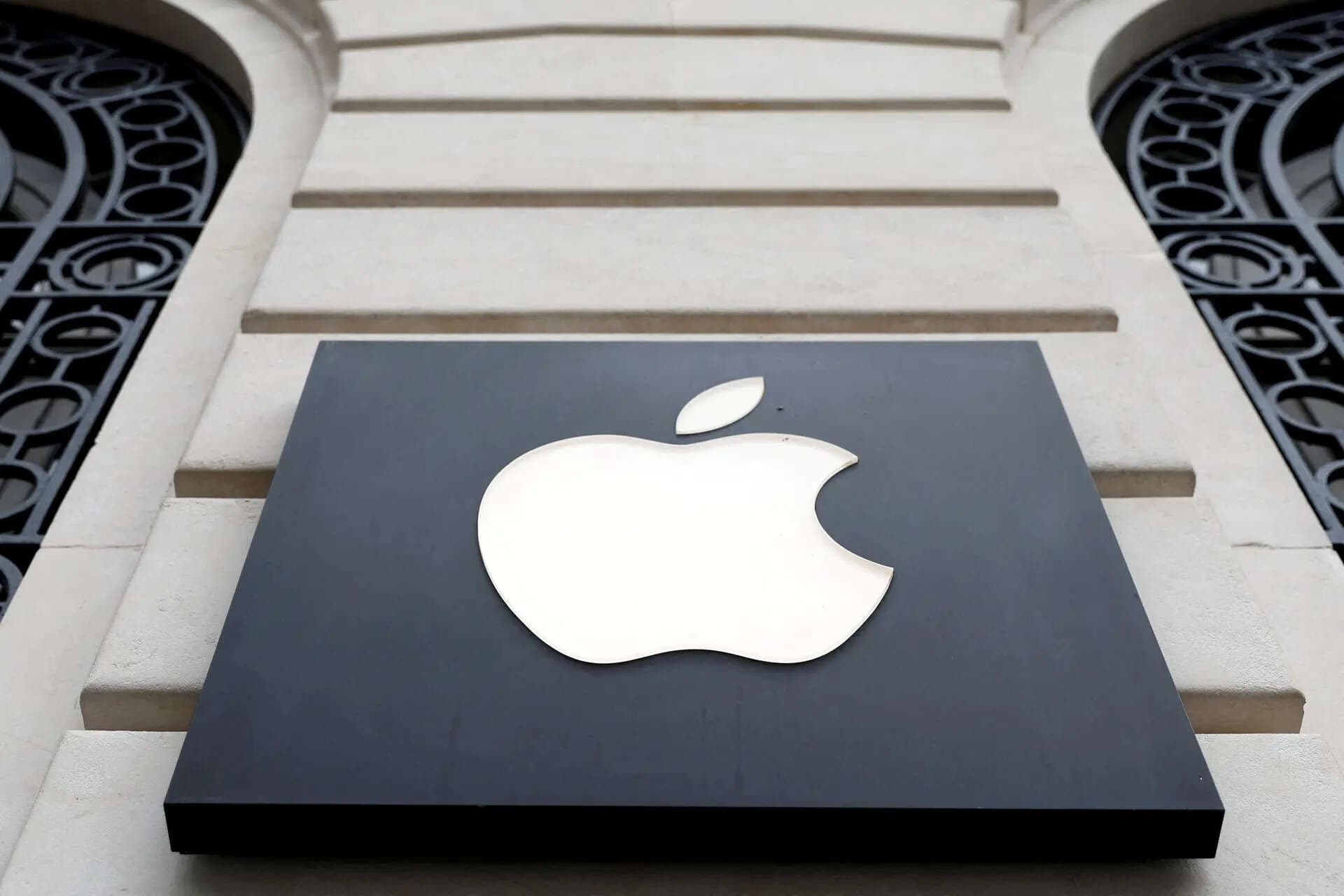 EU 'welcomes' Apple steps to comply with digital rules