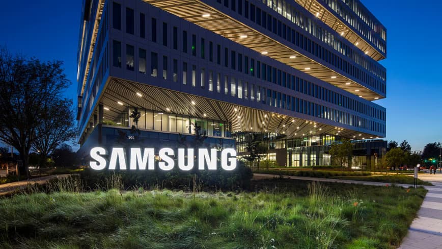 Samsung Electronics crosses $1tn, joining TSMC, as the AI memory cycle pulls Korea into a record
