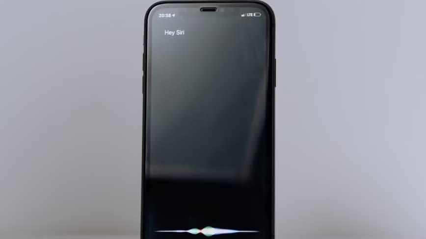 Apple’s Siri app in iOS 27 will auto-delete your chats. It may also launch as a beta, again.