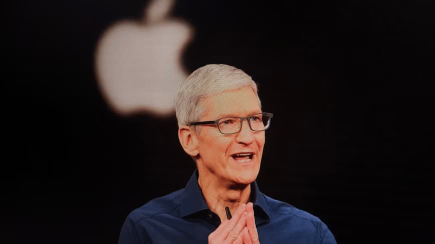 Apple investors lose patience over unfulfilled AI commitments