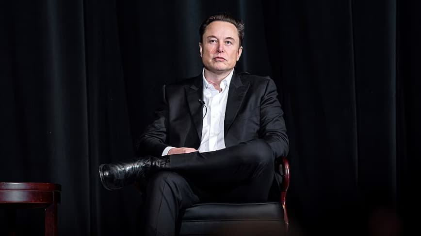 SpaceX’s IPO filing reveals Musk’s clean energy contradiction. xAI burns gas while Tesla sells solar.