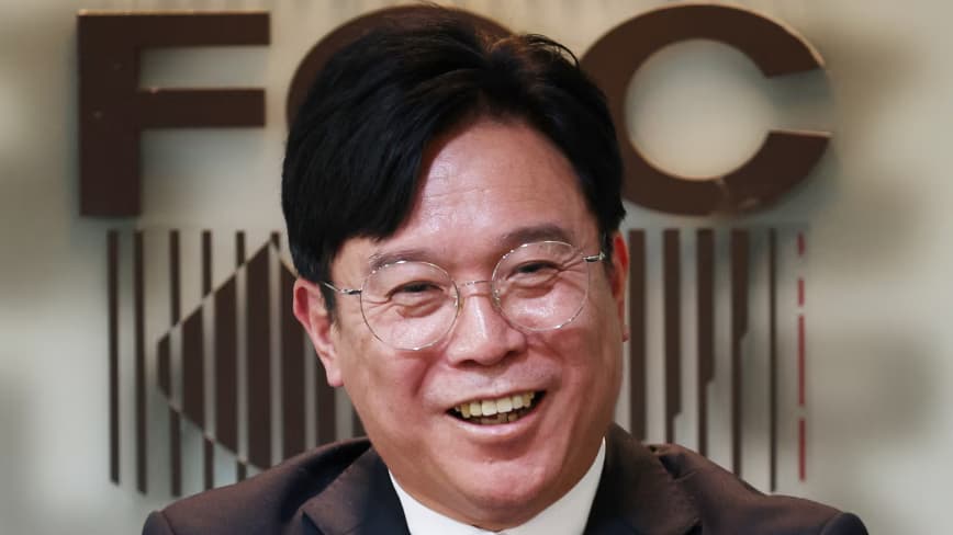 Korea's Labour Minister Demands AI Profits from Tech Giants