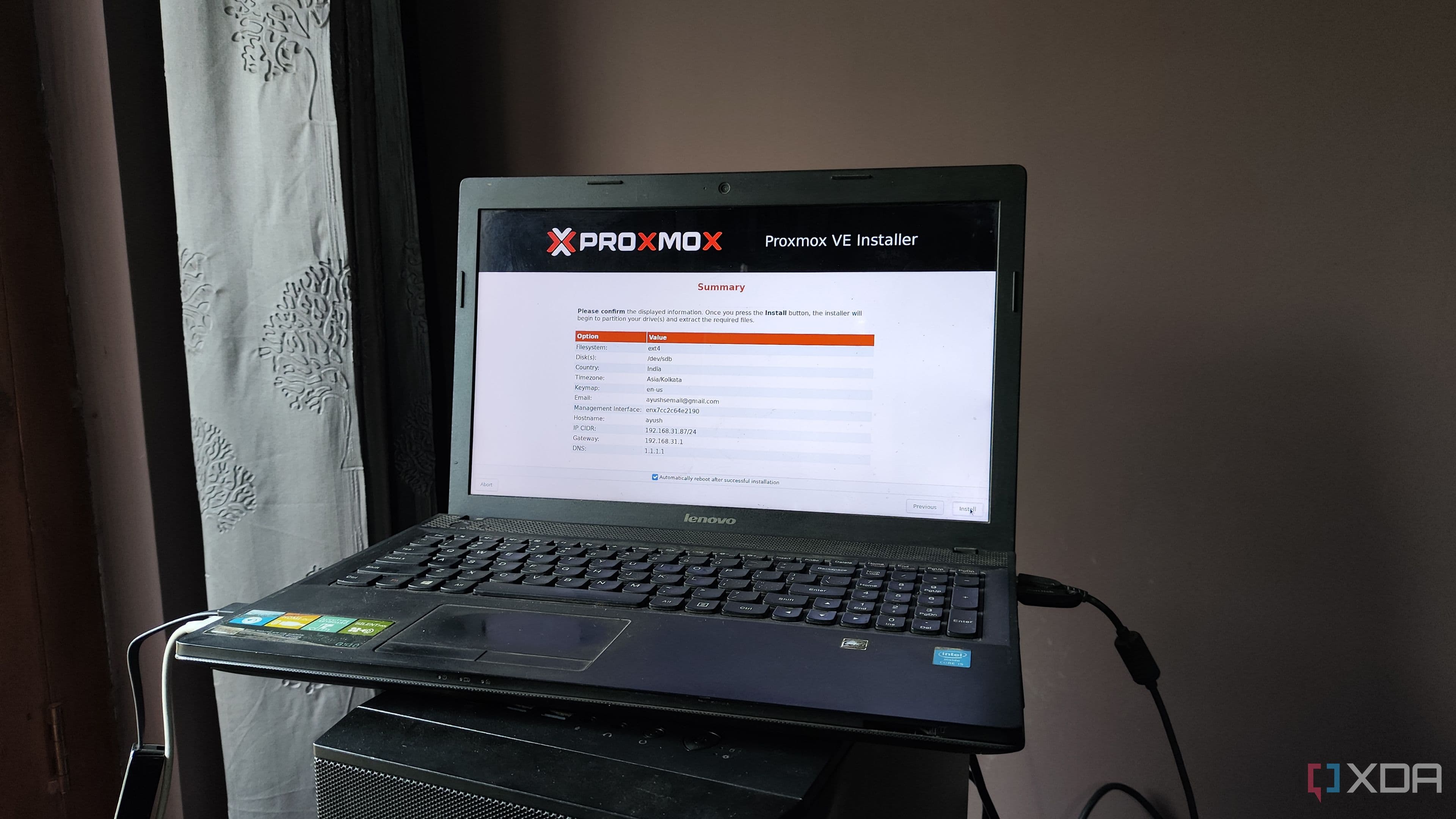 Your old laptop is too weak for Windows 11, but it's strong enough for home lab VMs and containers
