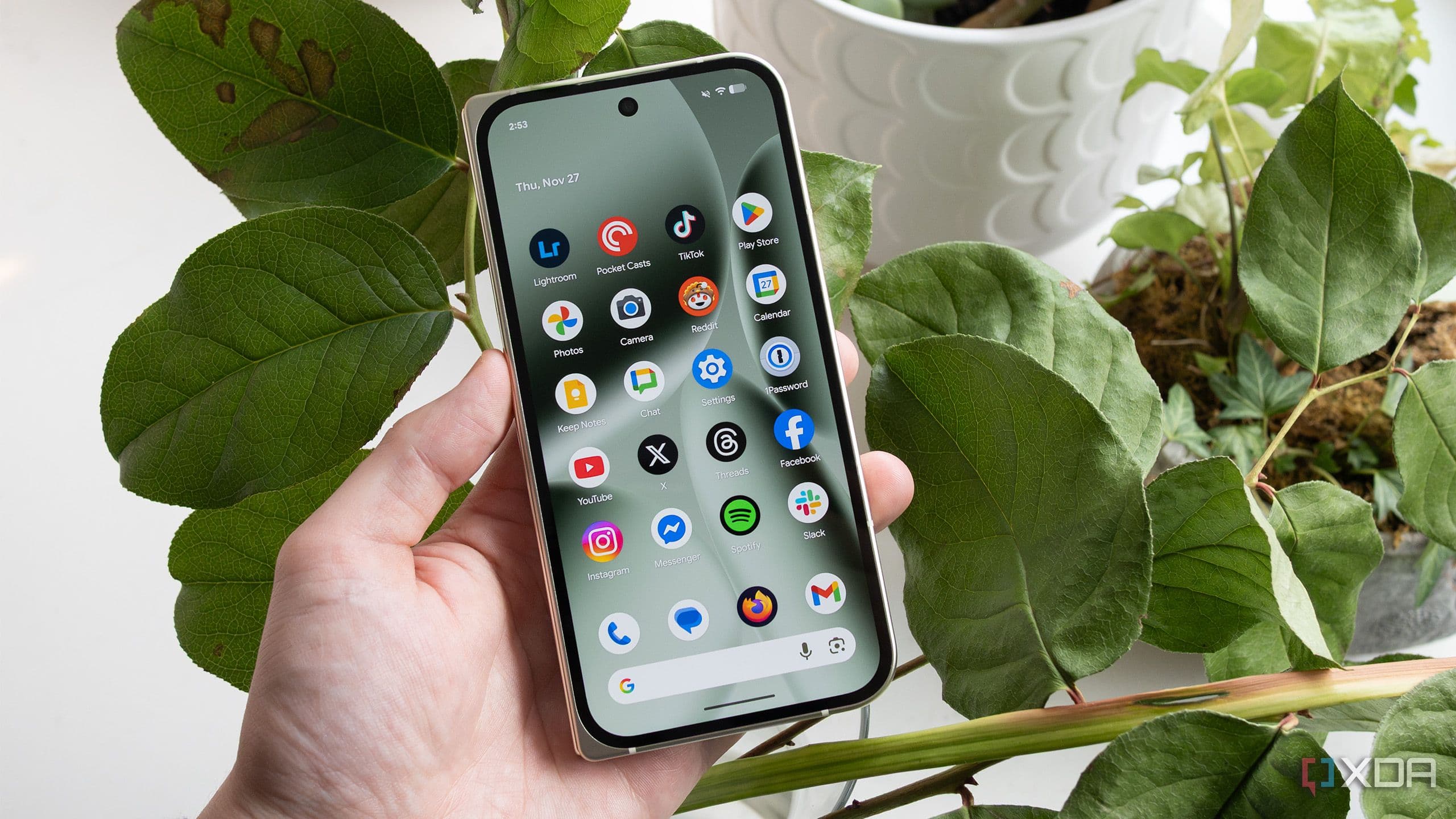 These 4 Pixel widgets earn their space on my home screen by cutting friction every day