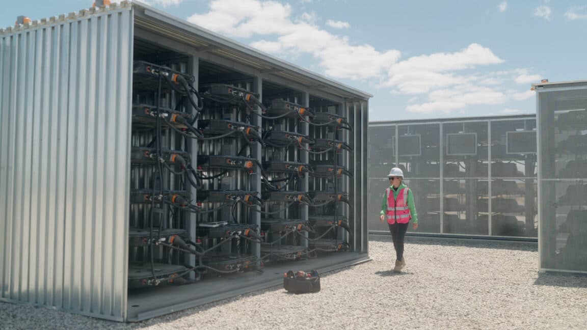 Revitalizing Grids: Repurposed Robotaxi Batteries Power India's Energy Needs