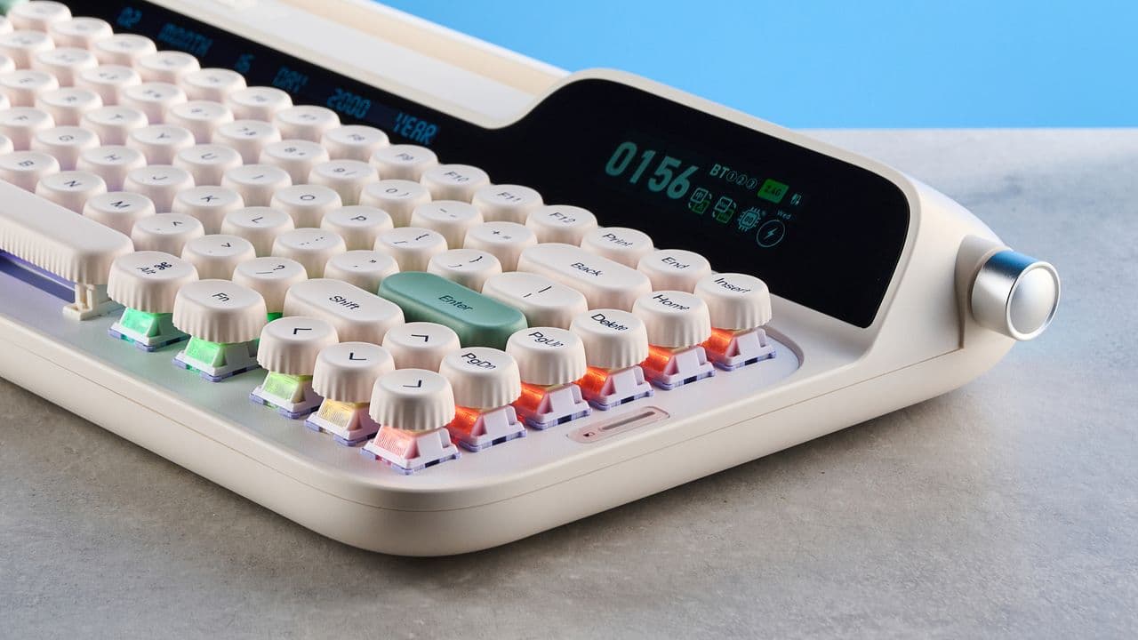One Keyboard to Rule Them All: My Quest for Perfection Finds an Epomaker