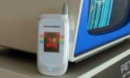 Commodore announces Callback 8020, a phone "between dumb and smart"