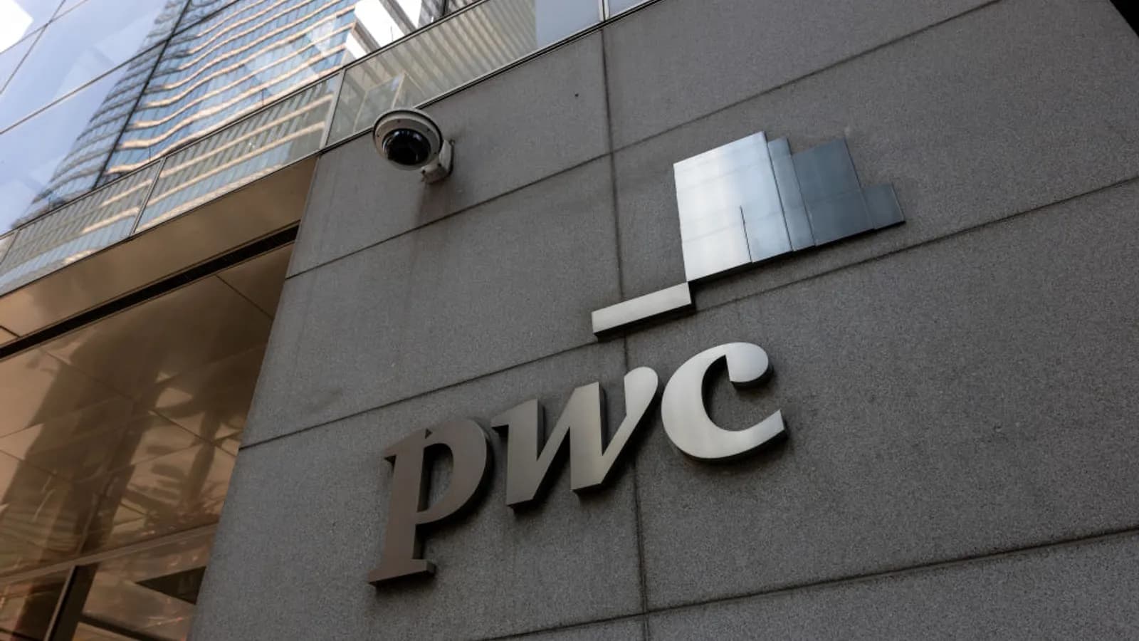 PwC partners with Google Cloud to take on the managed security market