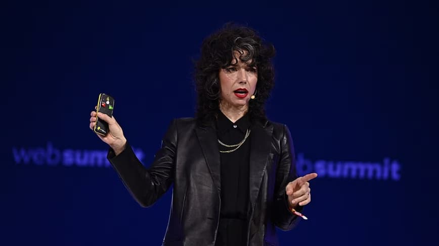 Signal’s Meredith Whittaker critiques AI chatbots as untrustworthy and calls out Copilot.