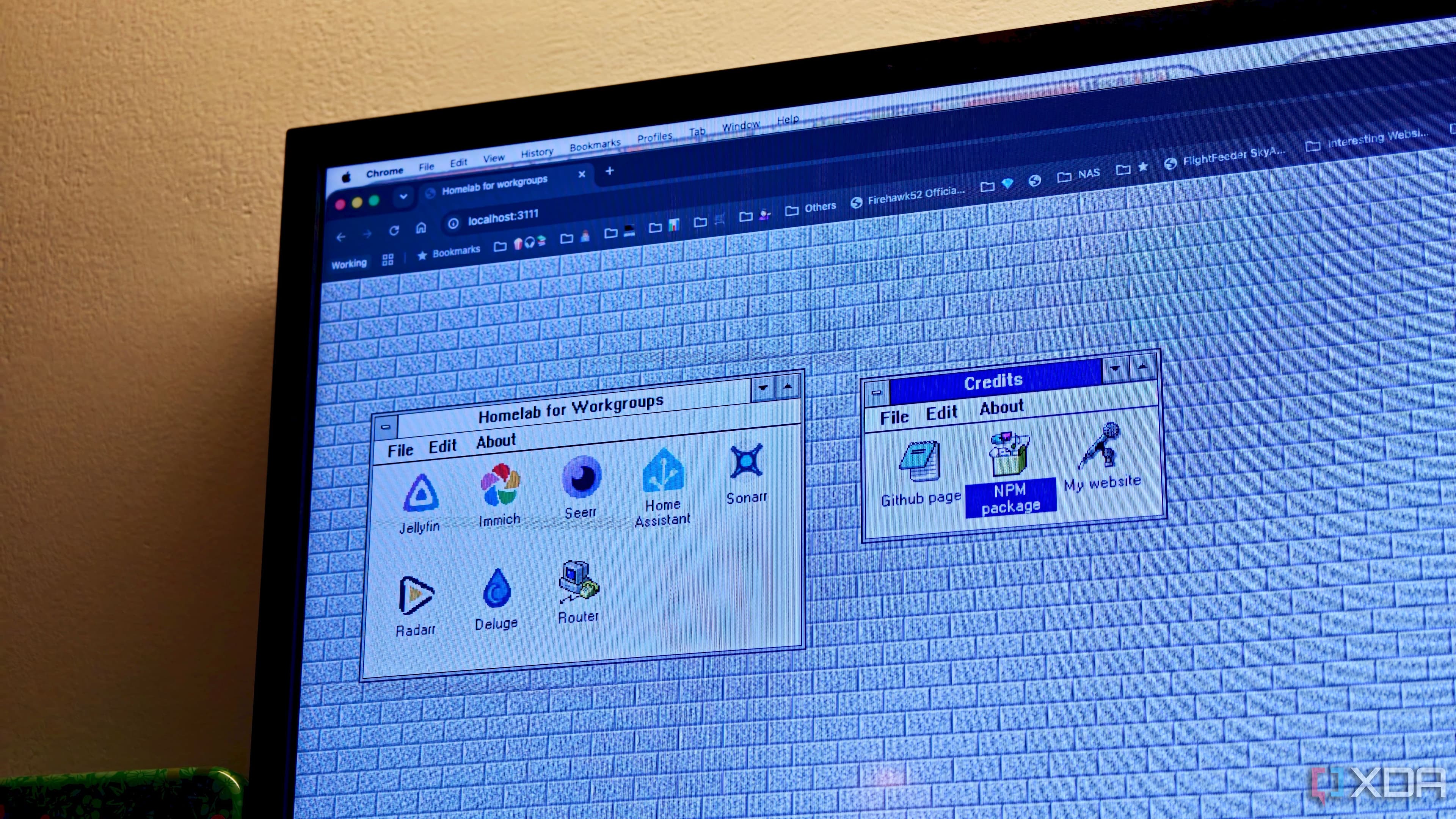 I built a Windows 3.1 dashboard for my homelab, and it's the most fun I've had self-hosting