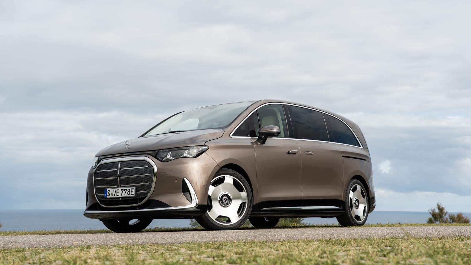 India Gets a Glimpse of the Future: 8K Luxury on Wheels Arrives
