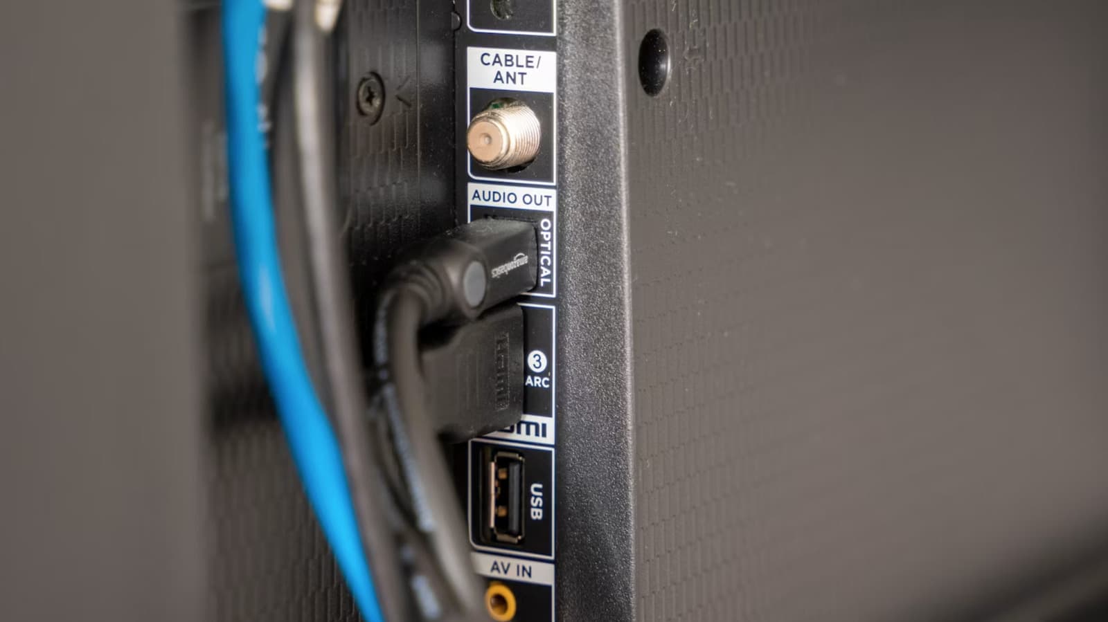 Unraveling the TV USB Port Conundrum: Safe to Plug What, What Not