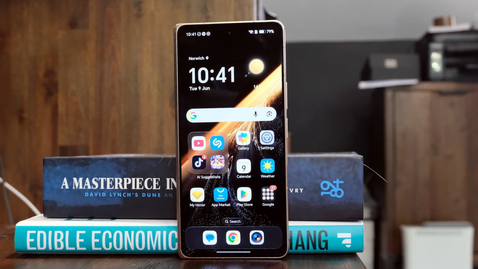 Honor Unleashes Flagship Innovation with the Pioneering Magic V6