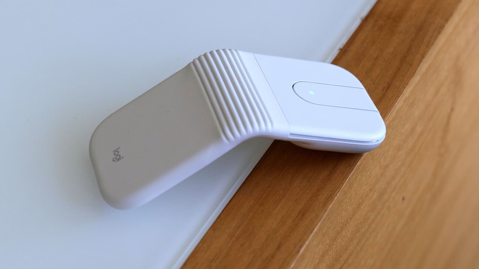 Logitech Mobi Fold: The ultimate portable mouse for travelers