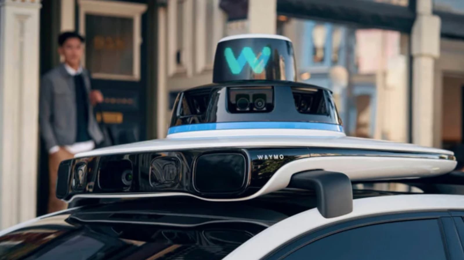 Waymo's Self-Driving Car Hijacked for Daring Yoga Gear Heist in the US