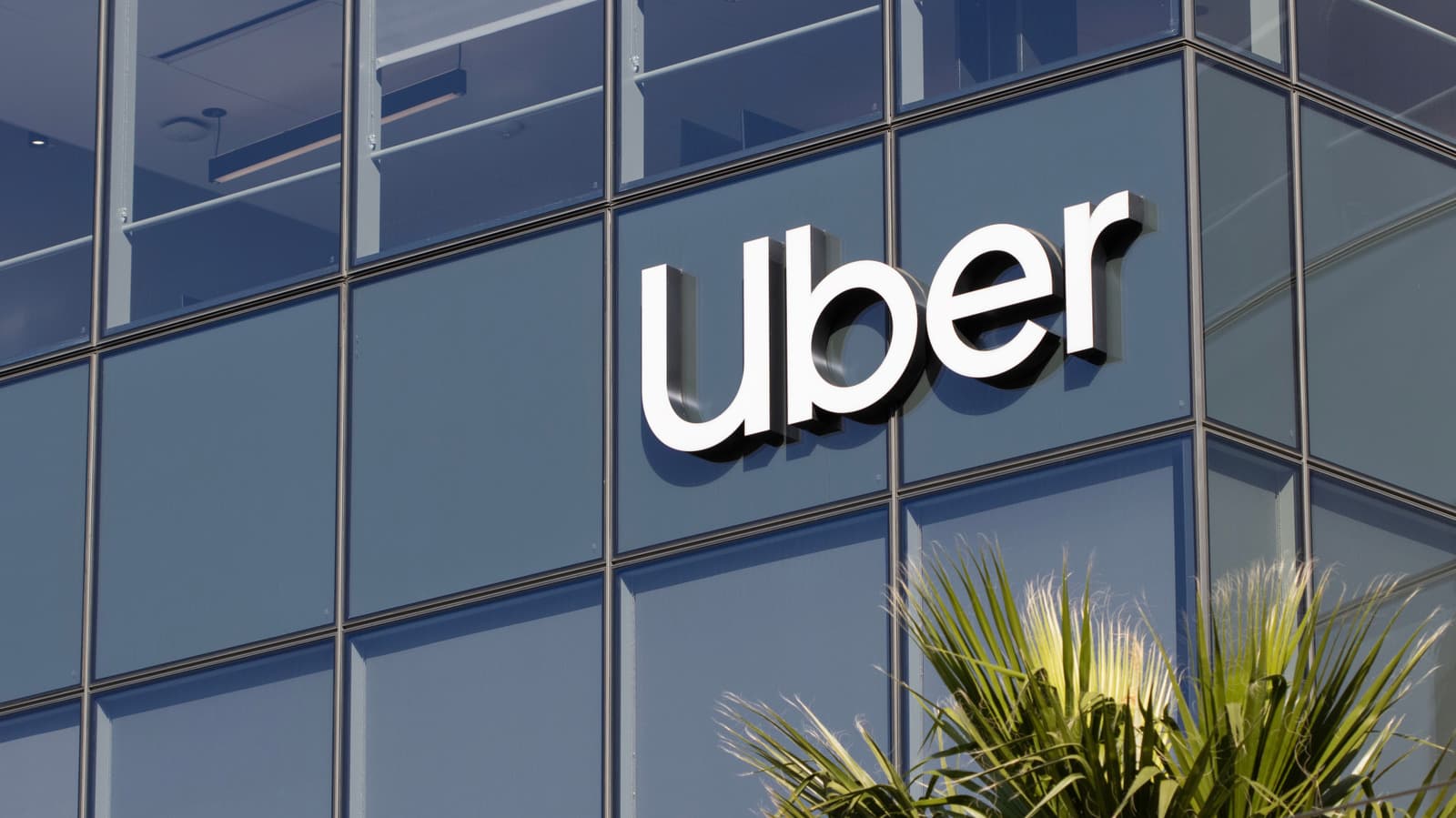 Uber Execs Face Lawsuit Over Alleged Failure to Prevent Passenger Safety Breaches