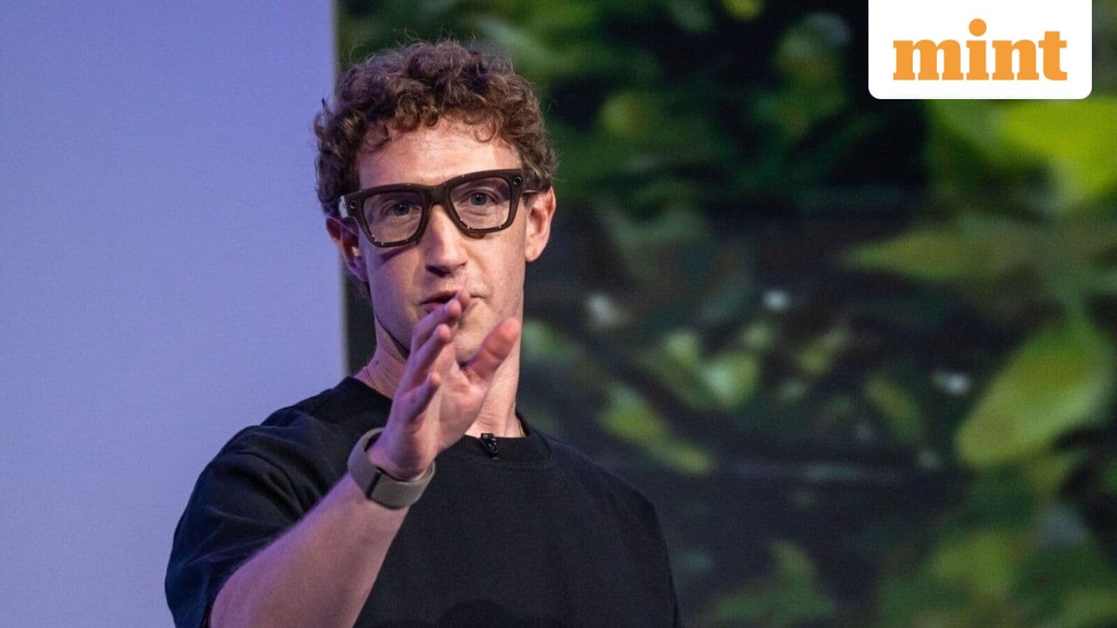Meta's AI-Powered Smart Glasses Pose Unsettling Questions on User Privacy